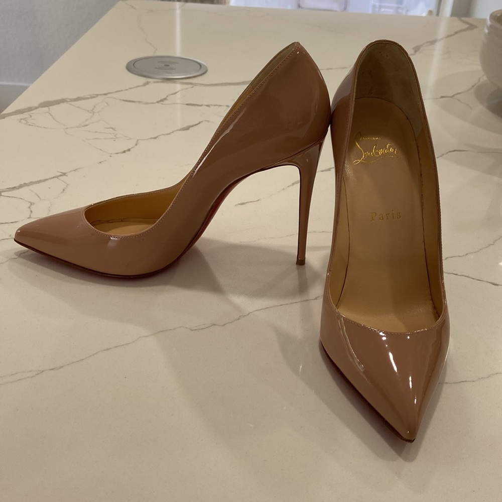 Christian Louboutin Pre-loved Pigalle Follies size 38